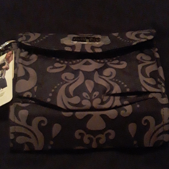 Lilly Bit NWT Diaper Clutch - Picture 3 of 8